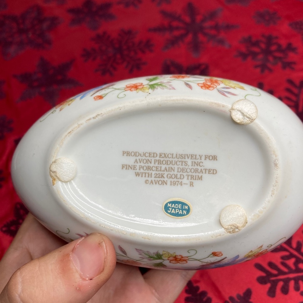 VTG Avon Butterfly Floral Egg Oval 22 K Gold Trimmed Trinket Dish 1974 Easter - Picture 5 of 6